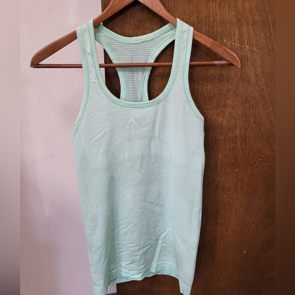 Women’s Lululemon Racerback Tank Size 2